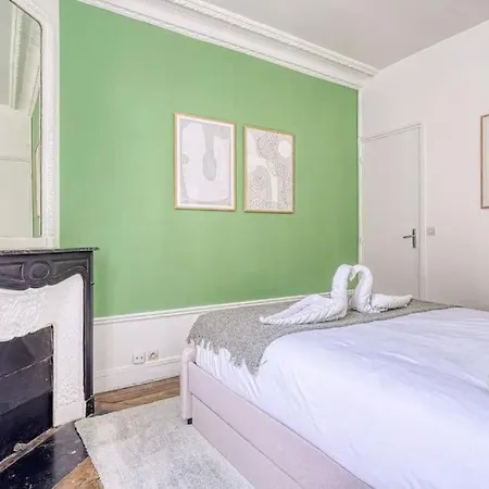 Apartment Center - V Paris